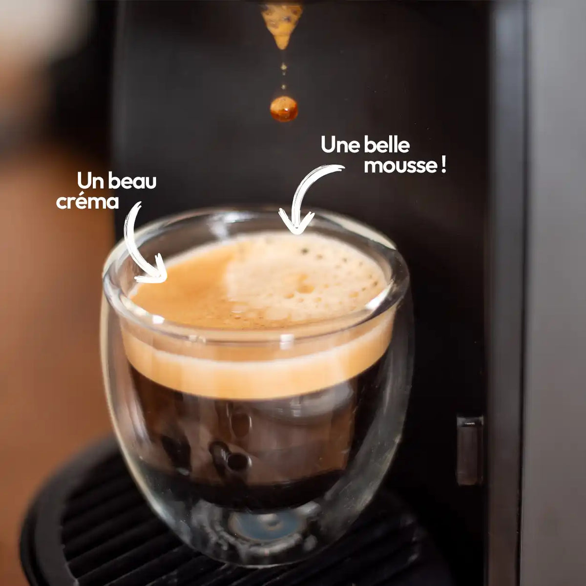 Stellen Sie Ihr Spezialitätenkaffee-Set für wiederverwendbare Kapseln zusammen